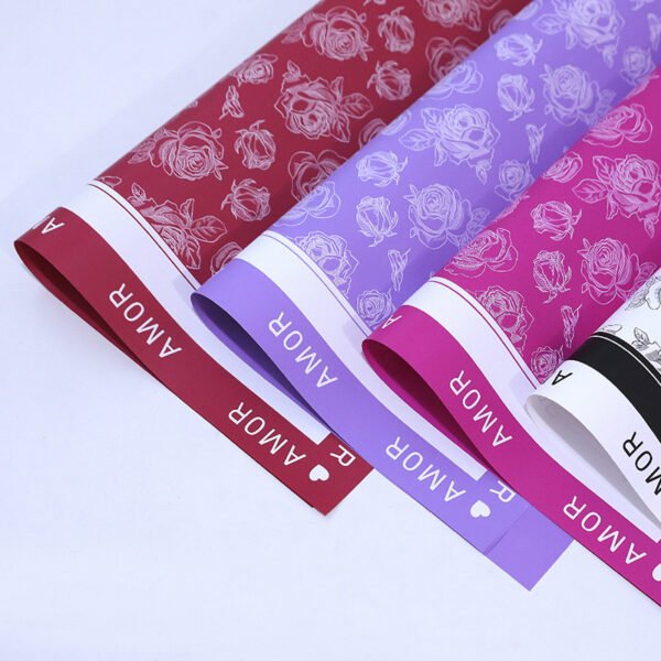 Rose Pattern Wrapping Paper