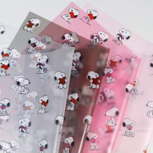 Cartoon Snoopy Wrapping Paper